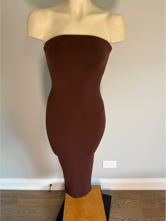 Naked Wardrobe Dresses & Skirts - Naked Wardrobe‎ Strapless Brown Bodycon Midi Dress XS